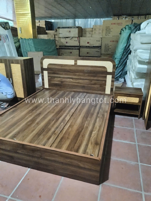 Giường Mẫu MỚi MDF